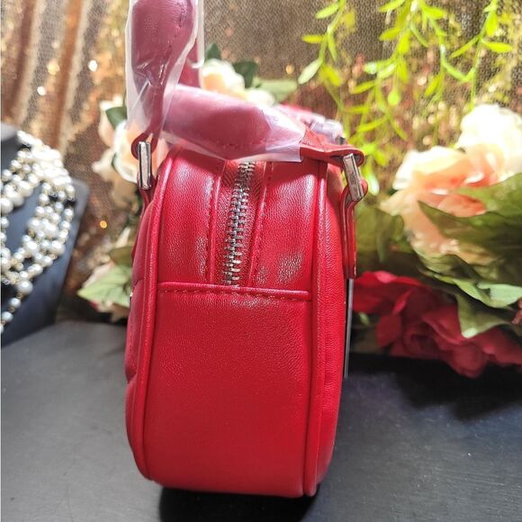 NWT Badgley Mischka Dome Studded & Quilted Convertible Top Handle Bag in Red - Picture 10 of 11